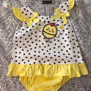 Darling infant short set, size 12 months
